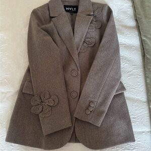 NVLT Women's Taupe Floral Blazer